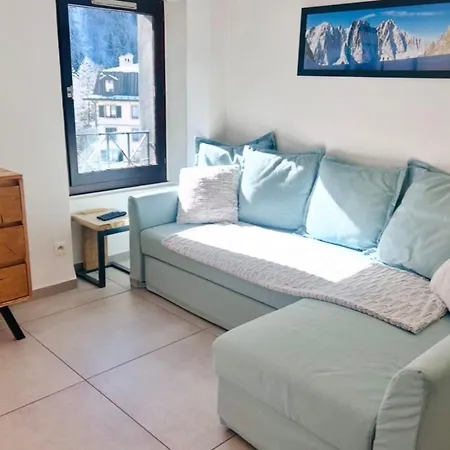 Modern Flat In The Heart Of