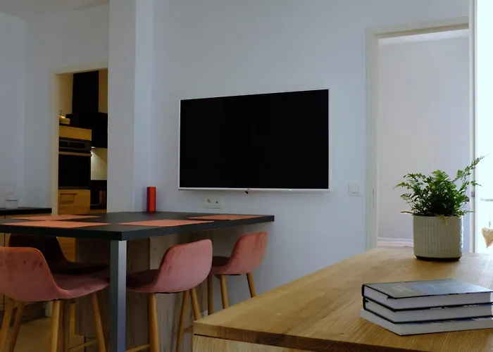 Apartamento Modern Flat In The Heart Of *